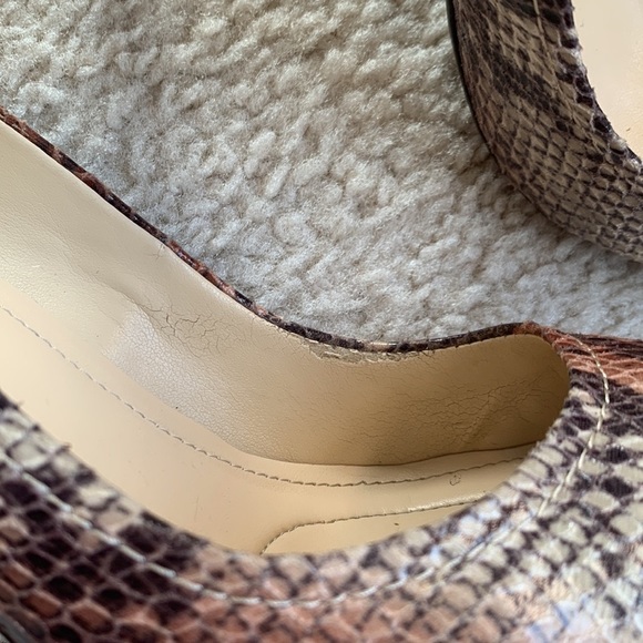 Calvin Klein size 7 Whinnie snake skin pumps - Picture 5 of 10